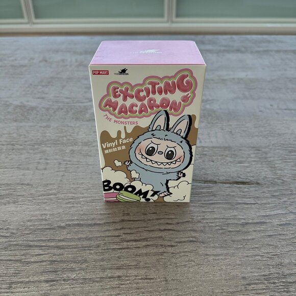 NIB BRAND NEW LABUBU MACARON - LYCHEE BERRY (PINK) - POPMART! - Picture 3 of 6